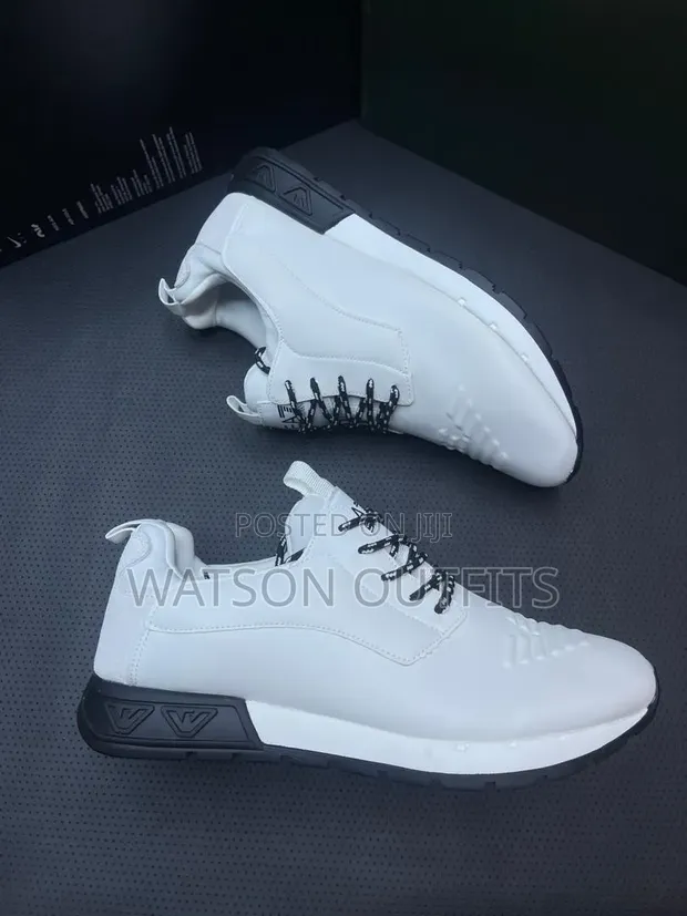 Viatu vya Ngozi vya Wanaume vya Burberry - 1