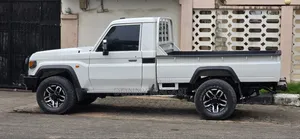 Toyota Land Cruiser 2017 Single Cabin