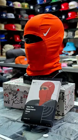 Nike Pro Hypewarm Hood Ski Mask