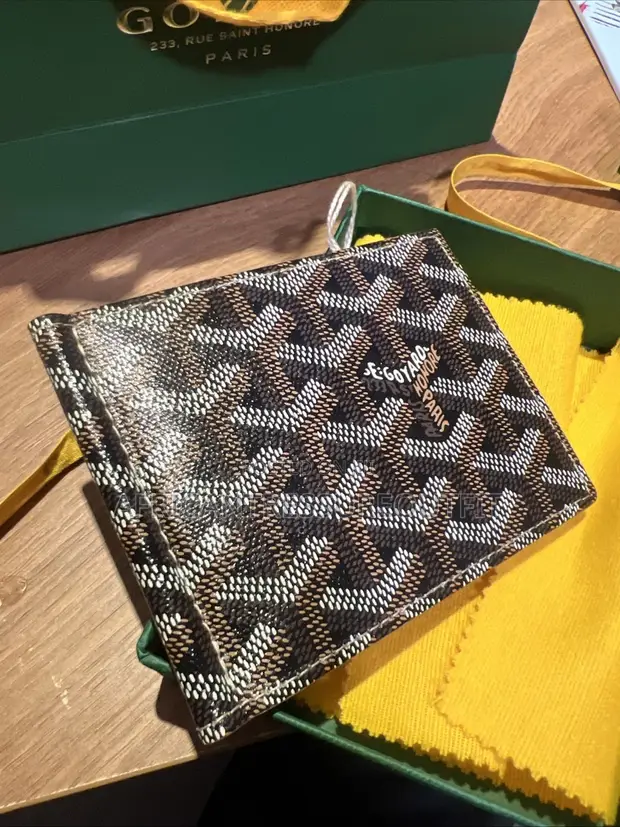 Goyard Luxury Leather Wallet / Cardholder - 1