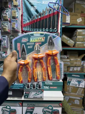 Total 3pcs Insulated Pliers Set