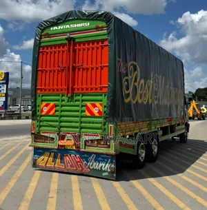 Mitsubishi Fuso Tandem Lori