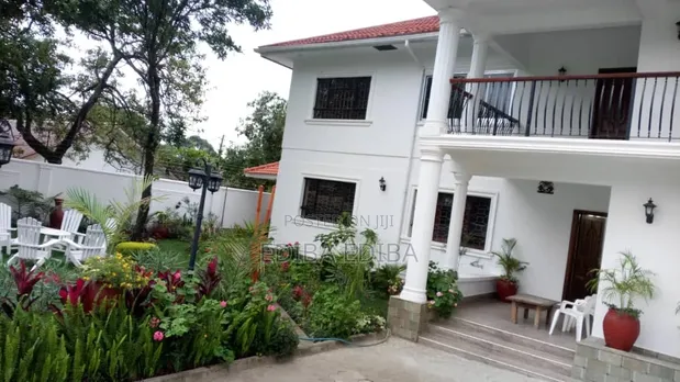 8-Bedroom House for Rent in Arusha CBD - 1