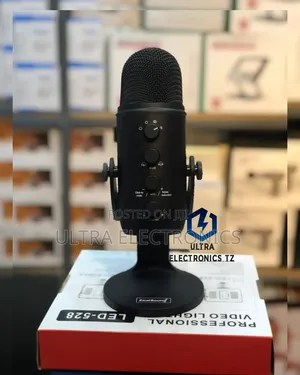 Quality Wireless Podcast Microphone with RGB and Noise Reduction