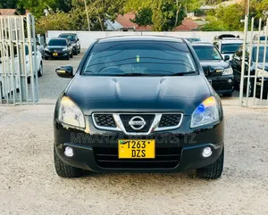Nissan Dualis 2009 Nyeusi ya Matt