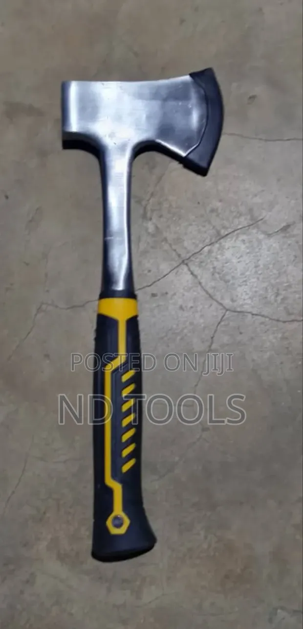 Solid Steel Axe 0.9kg - 1