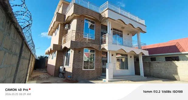 Furnished 4-Bedroom House for Sale in Ipagala, Bahi - 1