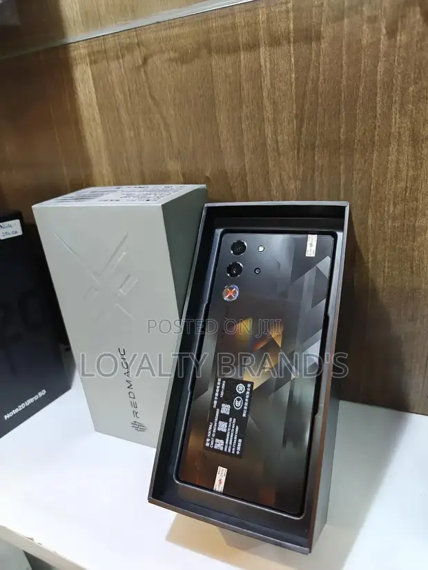 New ZTE nubia RedMagic 10 Pro 256GB Black - 1