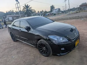 Toyota Crown 2009 - Matt Black