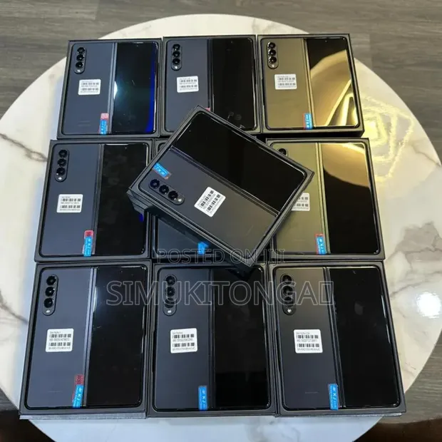 New Samsung Galaxy Z Fold 3 256GB - 1