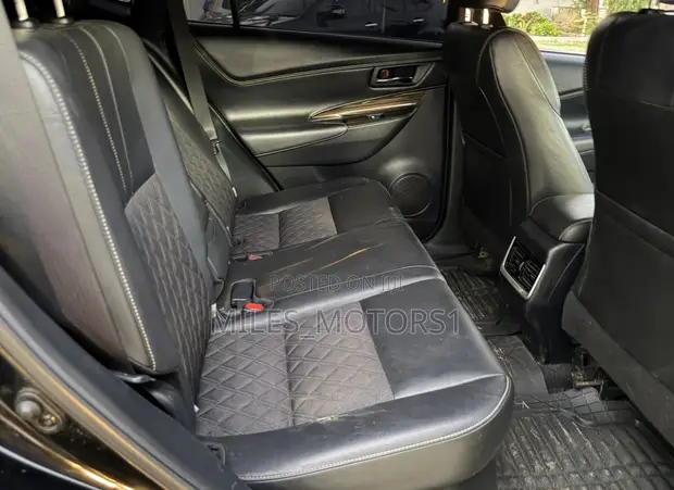 Toyota Harrier 2015 Black - 1
