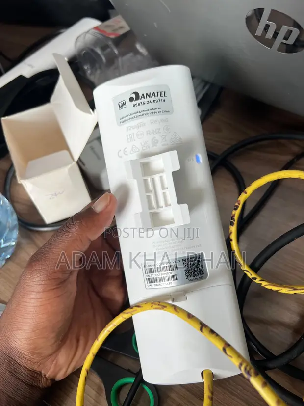 Ruijie RAP62 Outdoor WiFi Repeater - 1