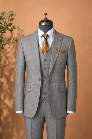 Suti ya Vipande 3 Rangi ya Grey Mwanga yenye Muundo