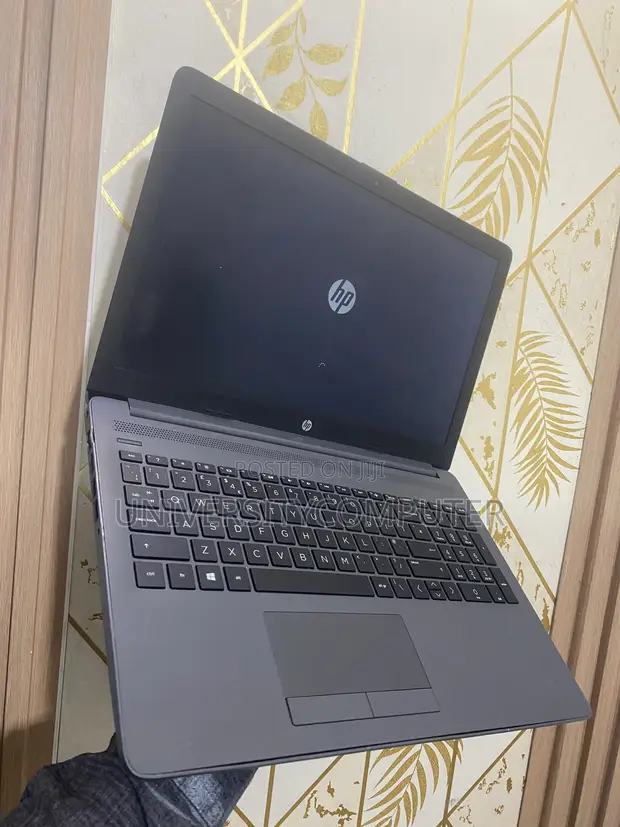 HP 255 G6 Laptop 8GB RAM, 128GB SSD - 1