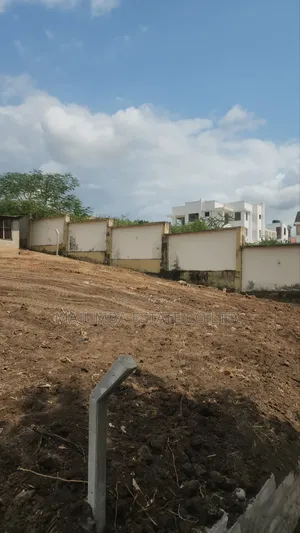 Land for Sale - Wazo Contena, Madale