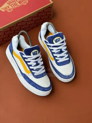 Vans Sneakers za Mitindo kwa Wanaume
