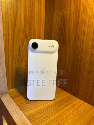 Apple iPhone 17 Air 256GB White