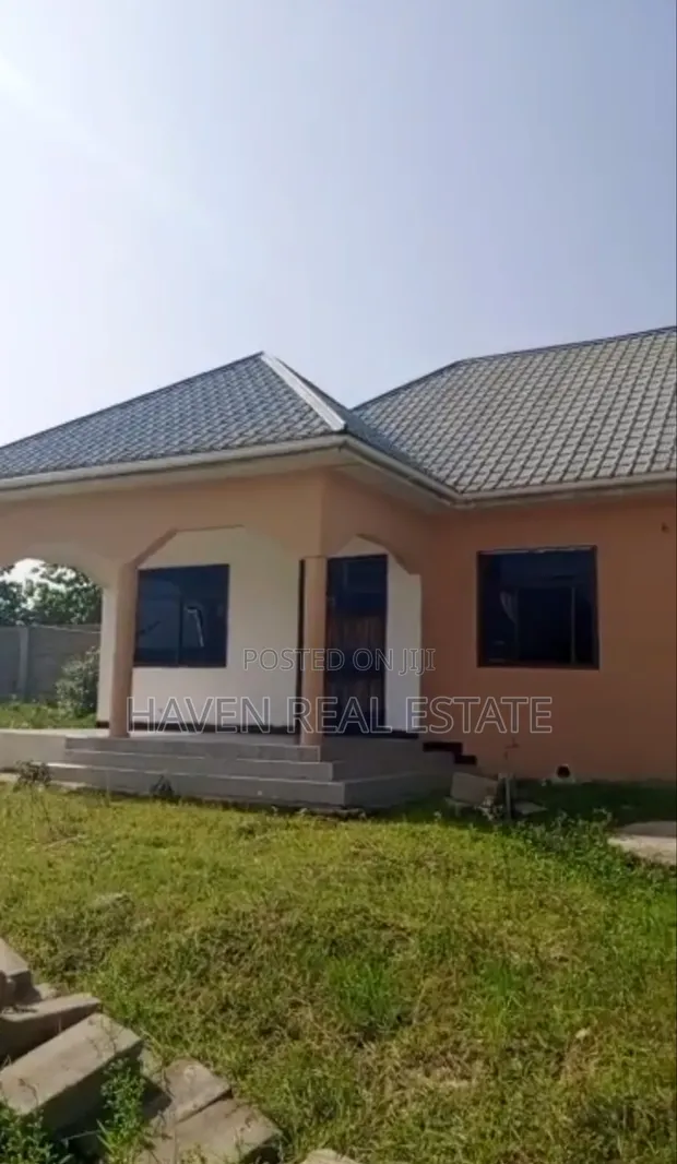 3 Bedroom House for Sale in Mbweni - 1