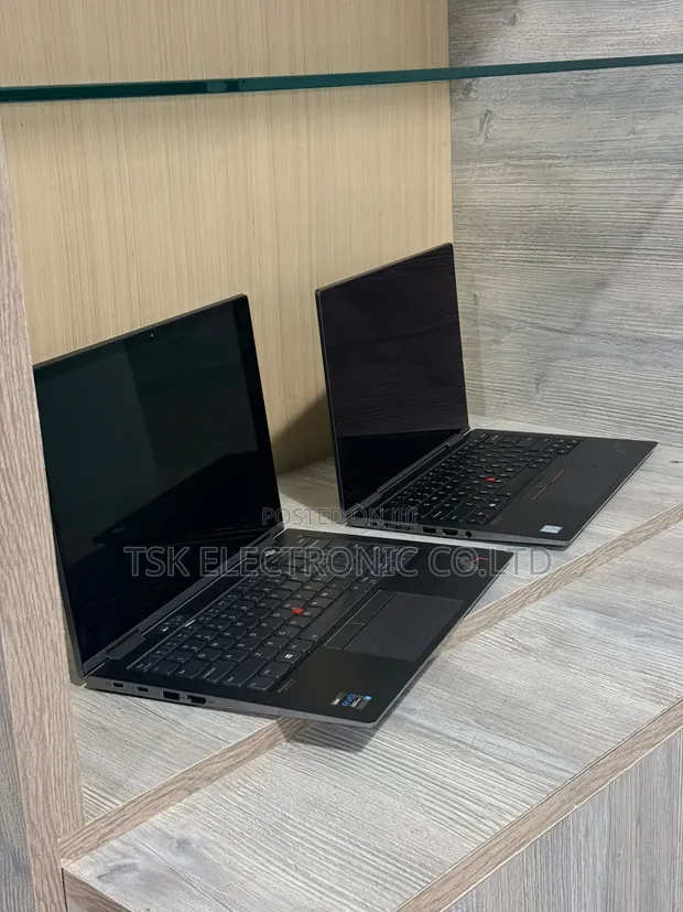 Lenovo ThinkPad X1 Yoga (11th Gen i7, 16GB RAM, 1TB SSD) - 1