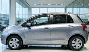 Toyota Vitz 2007 - Silver Metallic