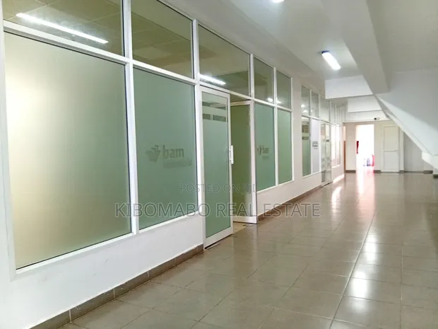 Eneo la Ofisi 75-140 SQM kwa Ajili ya Kukodisha - Masaki/Oysterbay - 1