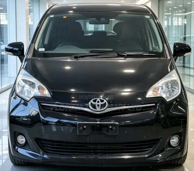 Toyota Ractis 2013 - Black - 1