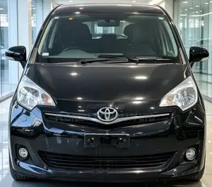 Toyota Ractis 2013 - Black
