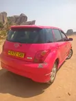 Toyota IST 2003 Nyeusi - 3