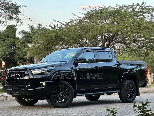 Toyota Hilux GR Sport 2024 - 1