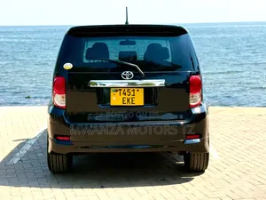 Toyota Corolla Rumion 2008