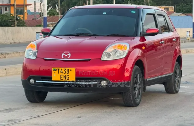 Mazda Verisa 2010 Red - 1