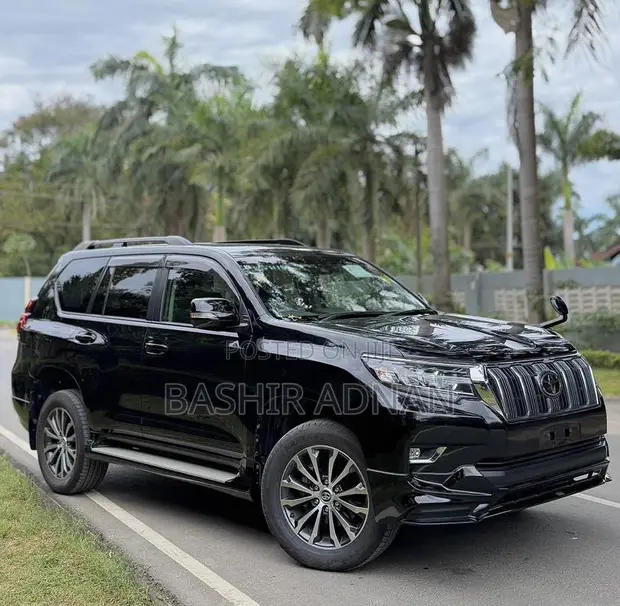 Toyota Land Cruiser Prado 2.8 TX 2019 Black - 1