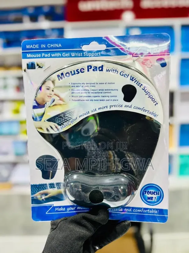 Mouse Pad with Wrist Support - Brand New - 1