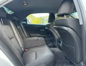 Toyota Crown Athlete 2009 White