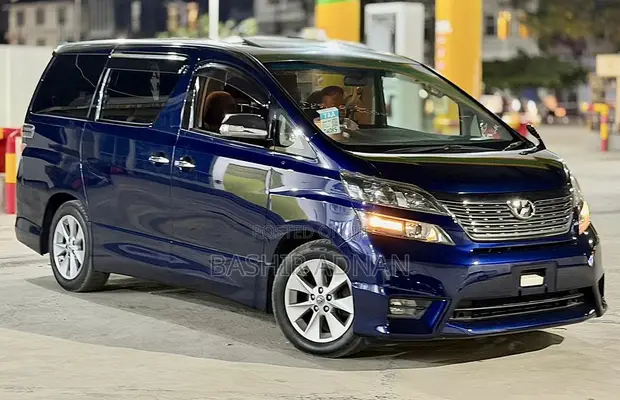 Toyota Vellfire 2009 - Unregistered - 1
