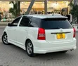 Toyota Wish 2007 White - 4