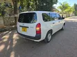 Toyota Probox 2007 White - 5