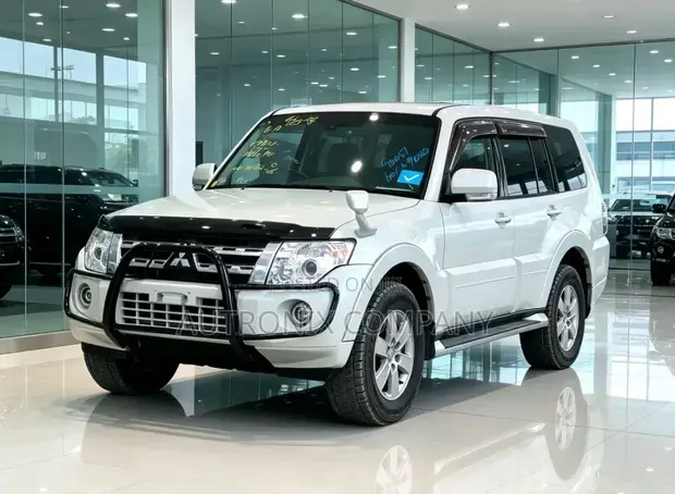 Mitsubishi Pajero 2013 White - 1