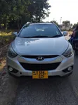 Hyundai Tucson 2014 Silver - 1