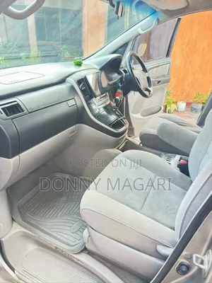 Toyota Alphard 2004 - Gray