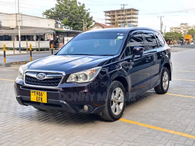 Subaru Forester 2013 Maroon - 1