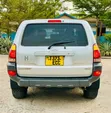 Toyota Hilux Surf 2004 Beige - 2