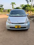 Toyota Passo 2004 Silver - 1