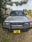 Toyota Hilux 2001 Double Cabin - 1