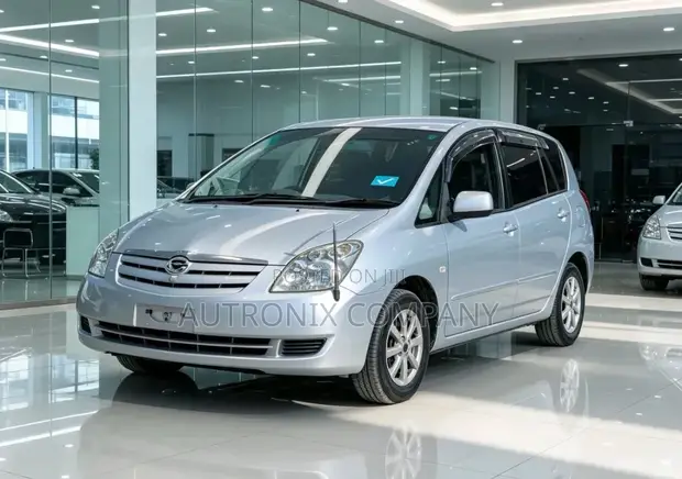 Toyota Corolla Spacio 2004 Silver - 1