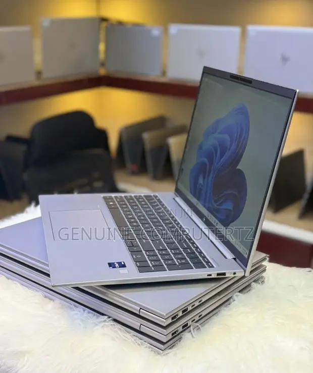 HP ZBook Firefly 16 G9 Laptop - 16GB RAM, 512GB SSD - 1