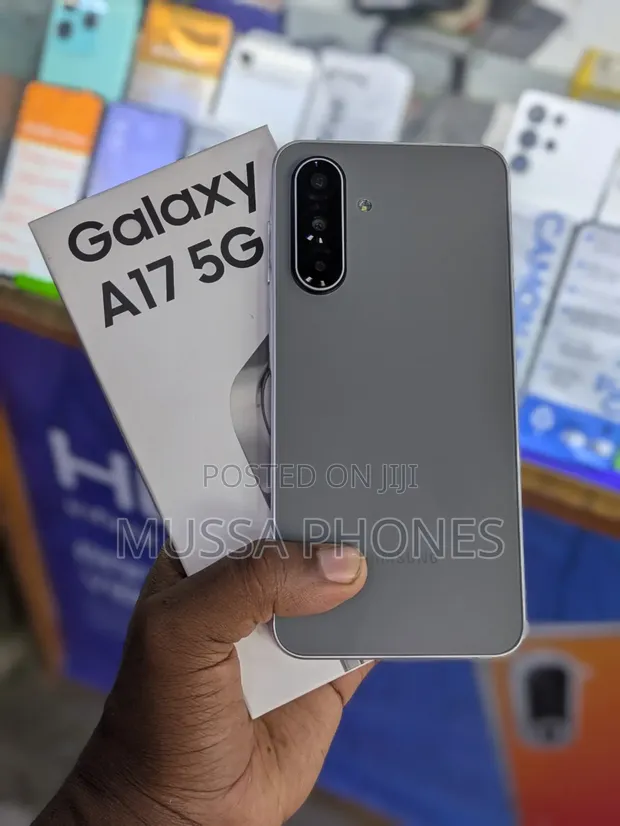 New Samsung Galaxy A17 5G 256GB Silver - 1