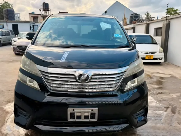 Toyota Noah 2007 - 1