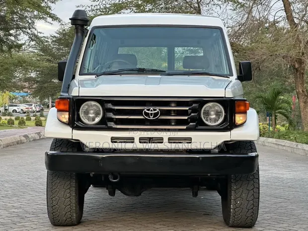 Toyota Land Cruiser Prado 2008 Nyeupe - 1