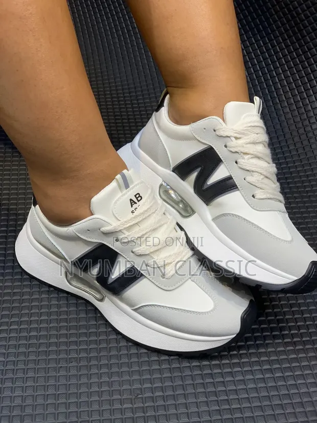New Look Women's Casual Sneakers - 1